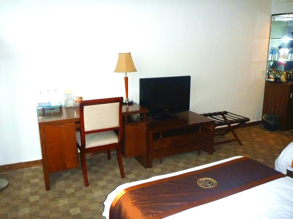 Shenzhen Futian Difu Hotel Huaqiangbei Branch Bagian luar foto